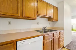 1252 Nevada St, Bellingham, WA 98226 - Photo 16