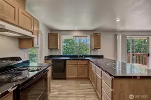4026 205th Pl SW, Lynnwood, WA 98036 - Photo 8