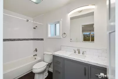 4028 38th Avenue S, Seattle, WA 98118 - Photo 16