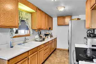 12037 S 64th Ave, Seattle, WA 98178 - Photo 10