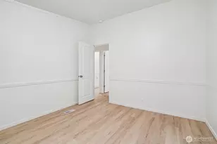 215 105th Ave E, Edgewood, WA 98372 - Photo 20
