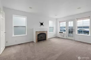 1086 Landing Cir, Oak Harbor, WA 98277 - Photo 14