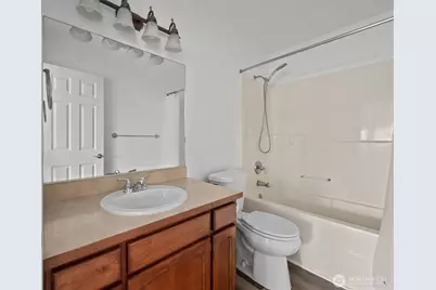1086 Landing Circle, Oak Harbor, WA 98277 - Photo 18