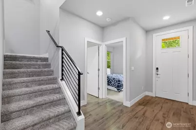 17602 35th Drive SE, Bothell, WA 98012 - Photo 2