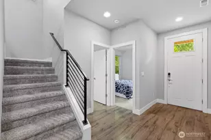 17602 35th Dr SE, Bothell, WA 98012 - Photo 2