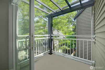 215 20th Avenue E #307, Seattle, WA 98112 - Photo 22