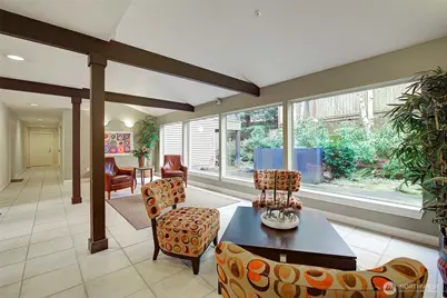 215 20th Avenue E #307, Seattle, WA 98112 - Photo 24