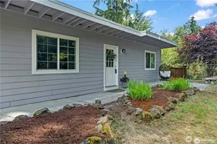 2749 Parkway Dr W, University Place, WA 98466 - Photo 2