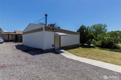 410 W Bartlett Street, Omak, WA 98841 - Photo 26