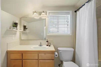 443 NE Ravenna Boulevard #B, Seattle, WA 98115 - Photo 22