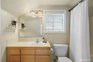 443 NE Ravenna Blvd, Seattle, WA 98115 - Photo 22