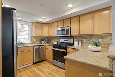443 NE Ravenna Boulevard #B, Seattle, WA 98115 - Photo 12
