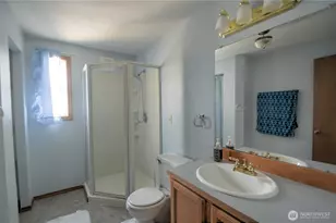 1205 Fairwood Ct St SW, Ocean Shores, WA 98569 - Photo 16