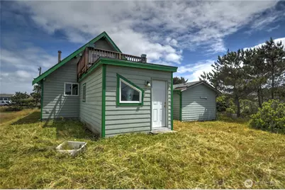 1205 Fairwood Court St SW, Ocean Shores, WA 98569 - Photo 32