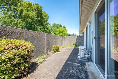 745 Marine View Drive, Longview, WA 98632 - Photo 14