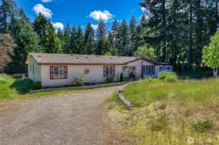 2026 SE Yakima St, Port Orchard, WA 98367 - Photo 1