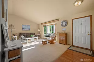 2711 148th St SW, Lynnwood, WA 98087 - Photo 6