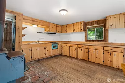 133 A Hinkle Tinkle, Packwood, WA 98361 - Photo 8
