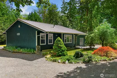 10615 135th Avenue NW, Gig Harbor, WA 98329 - Photo 1