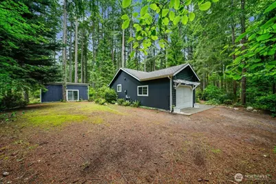 10002 Edgewood Drive, Anderson Island, WA 98303 - Photo 2
