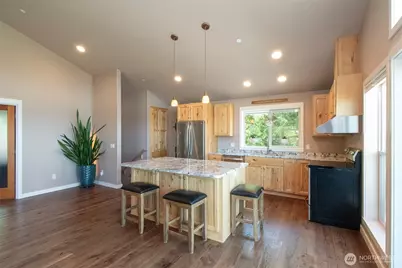 1117 Walker Street, Port Angeles, WA 98363 - Photo 10