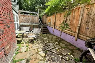 2535 12th Ave W, Seattle, WA 98119 - Photo 24
