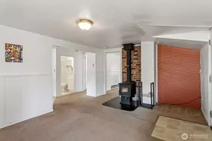 415 Broadway Ave, South Cle Elum, WA 98943 - Photo 2