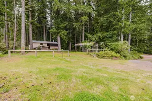 8025 NW Wildcat Lake Rd, Bremerton, WA 98312 - Photo 26
