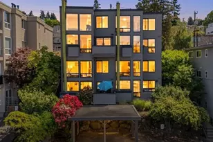 2831 14th Ave W, Seattle, WA 98119 - Photo 22