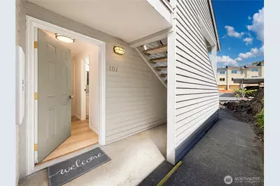 1626 Grant Avenue S #E101, Renton, WA 98055 - Photo 2