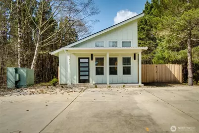 511 Ocean Beach Boulevard S, Long Beach, WA 98631 - Photo 2