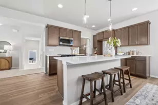 18527 SE 271st Ct, Covington, WA 98042 - Photo 12