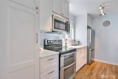 4114 Providence Point Drive SE #2014, Issaquah, WA 98029 - Photo 6