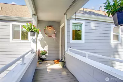 4114 Providence Point Drive SE #2014, Issaquah, WA 98029 - Photo 2