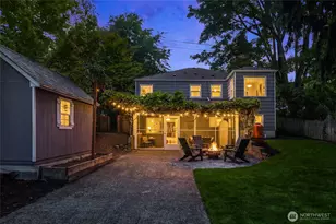 11535 40th Ave NE, Seattle, WA 98125 - Photo 2