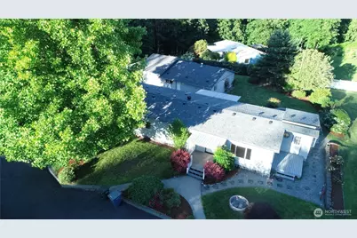 219 105th Avenue E, Edgewood, WA 98372 - Photo 4