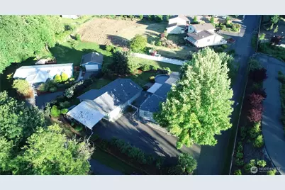 219 105th Avenue E, Edgewood, WA 98372 - Photo 34