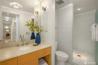 2369 Fairview Avenue E #6, Seattle, WA 98102 - Photo 36