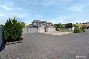 7690 McDougal Ave NE, Moses Lake, WA 98837 - Photo 4