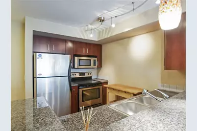 108 5th Avenue S #504, Seattle, WA 98105 - Photo 2