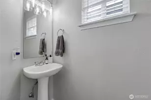 8022 26th Ave SE, Lacey, WA 98503 - Photo 4