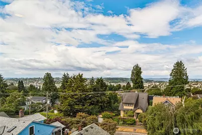5819 Phinney Avenue N #501, Seattle, WA 98103 - Photo 18