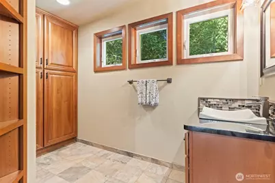22715 Country Drive E, Graham, WA 98338 - Photo 24