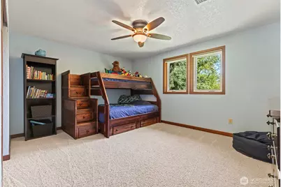 22715 Country Drive E, Graham, WA 98338 - Photo 18