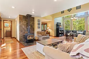 22715 Country Dr E, Graham, WA 98338 - Photo 10