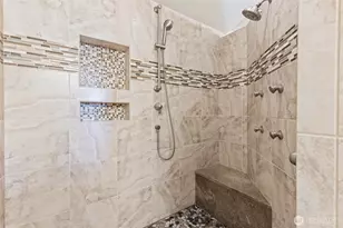22715 Country Dr E, Graham, WA 98338 - Photo 16