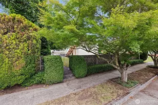 209 I St SE, Auburn, WA 98002 - Photo 2