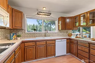 51 E Sinclair Pl, Shelton, WA 98584 - Photo 12