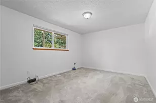 6712 53rd St W, University Place, WA 98467 - Photo 18