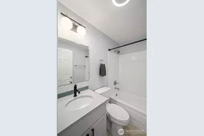 23410 18th Avenue S #C302, Des Moines, WA 98198 - Photo 10